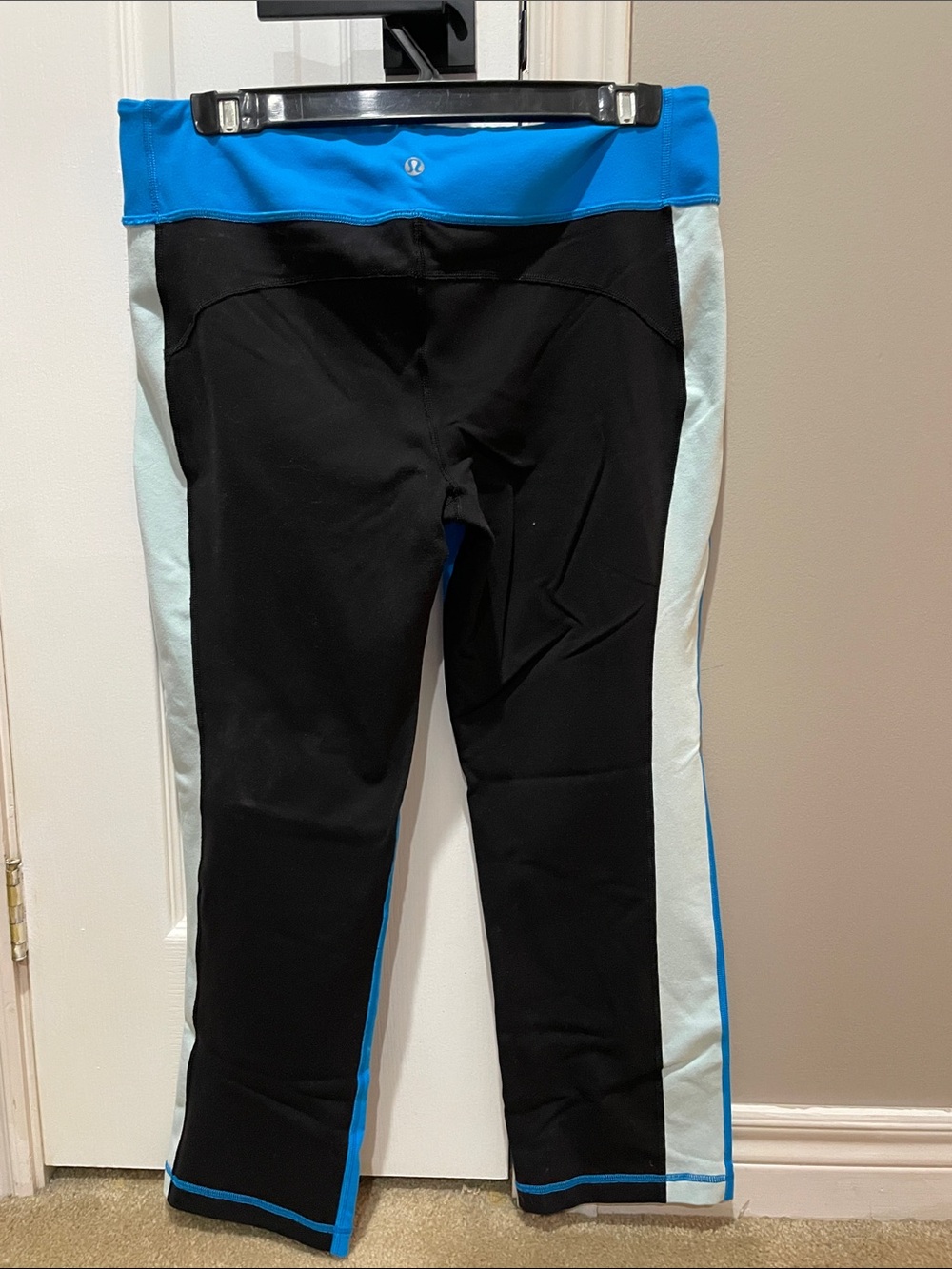 Lululemon athletica Womens Black, Bright Blue/Teal Blue/Grey 3/4 length Leggings